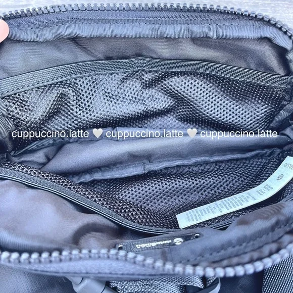 🖤NWT RARE🕸ORIGINAL Lululemon Everywhere Belt Bag in Black/White Grid Pattern